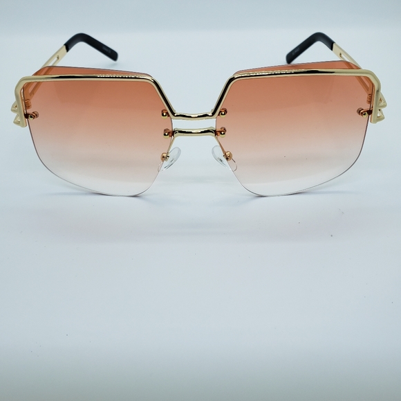 Gold Tone Women's Premium Fashion Sunglasses Gradient Lens - Picture 2 of 5